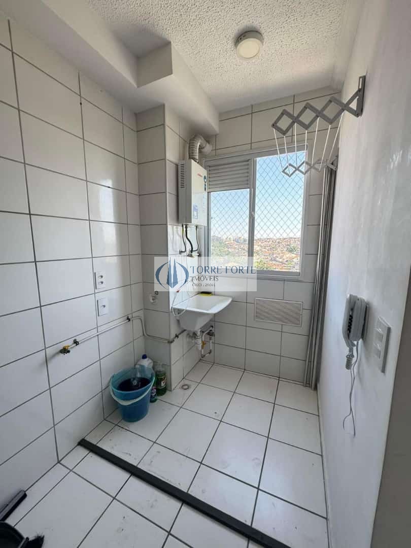 Apartamento à venda com 2 quartos, 40m² - Foto 18