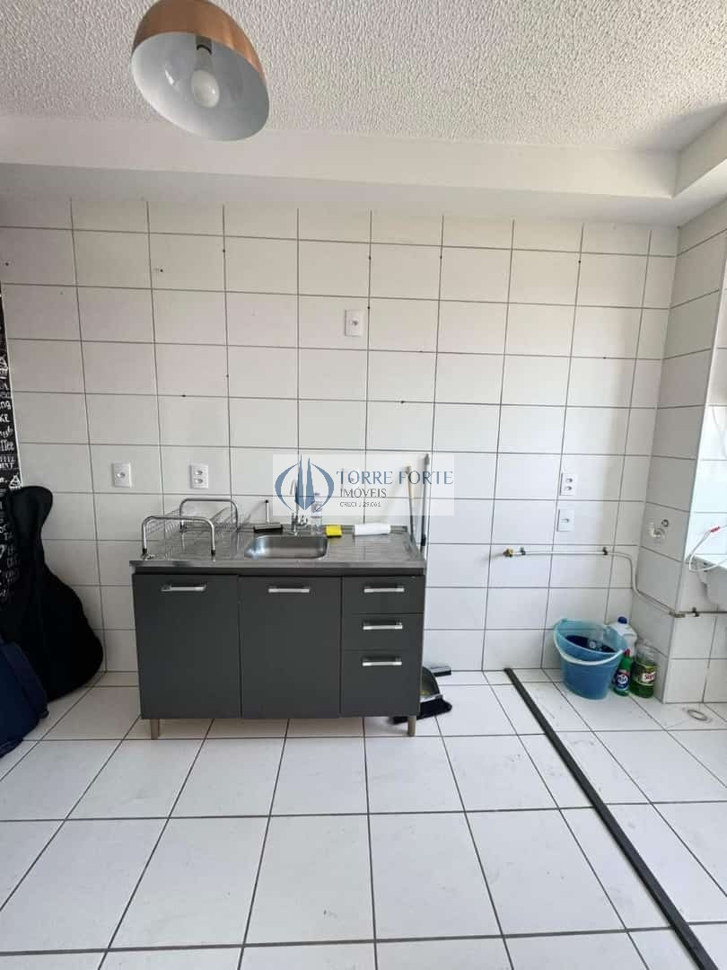 Apartamento à venda com 2 quartos, 40m² - Foto 22