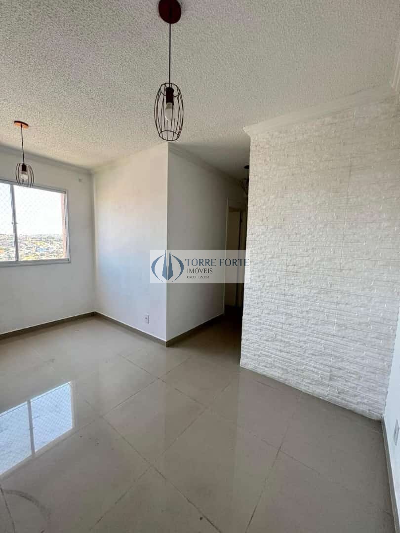 Apartamento à venda com 2 quartos, 40m² - Foto 25