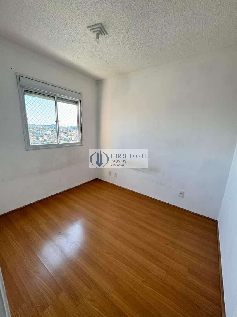 Apartamento à venda com 2 quartos, 40m² - Foto 19