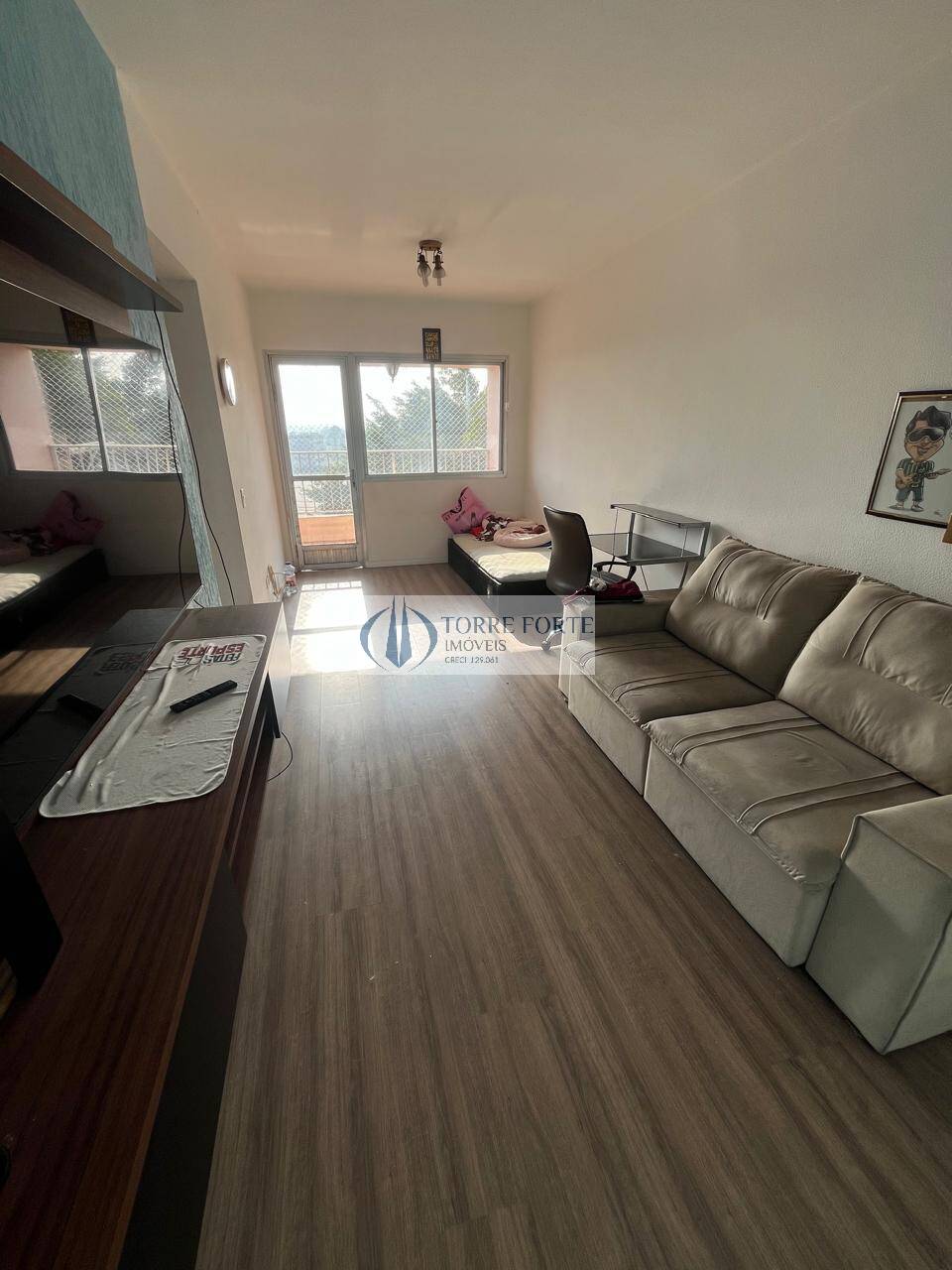 Apartamento à venda com 2 quartos, 60m² - Foto 1