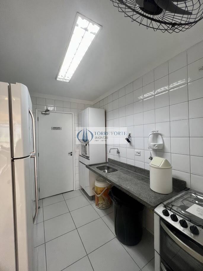 Apartamento à venda com 3 quartos, 74m² - Foto 8