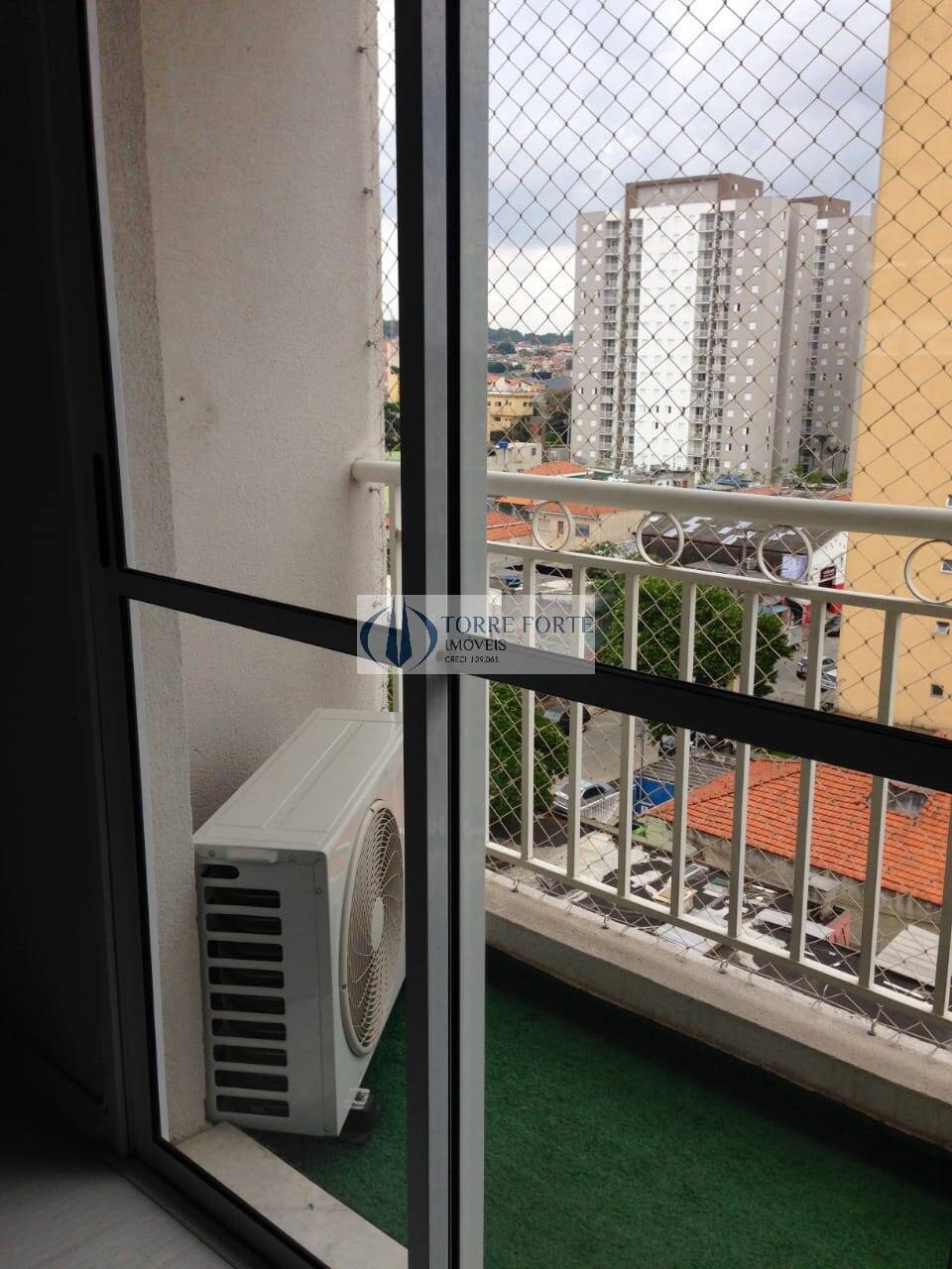 Apartamento à venda com 2 quartos, 67m² - Foto 3