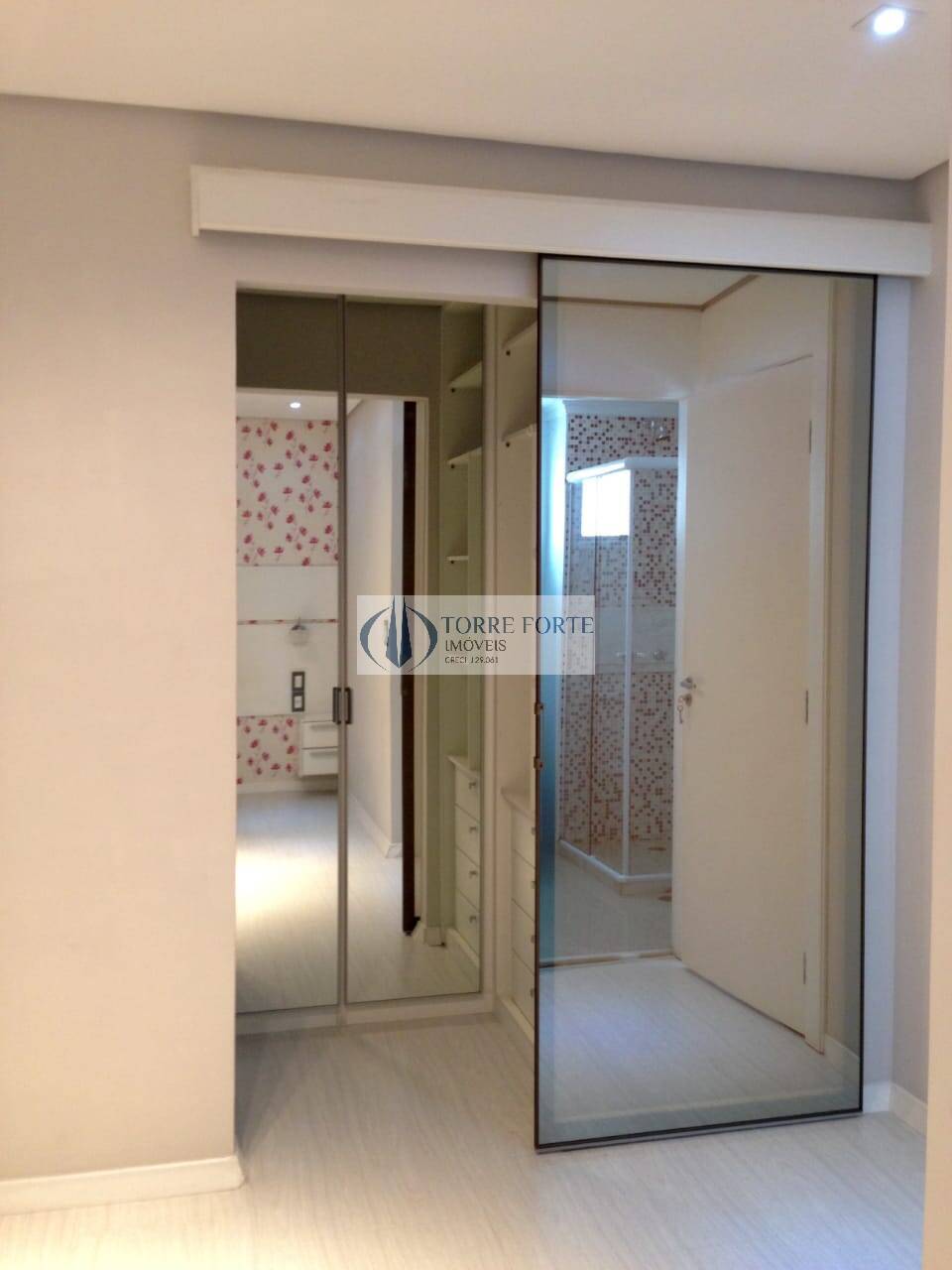 Apartamento à venda com 2 quartos, 67m² - Foto 22