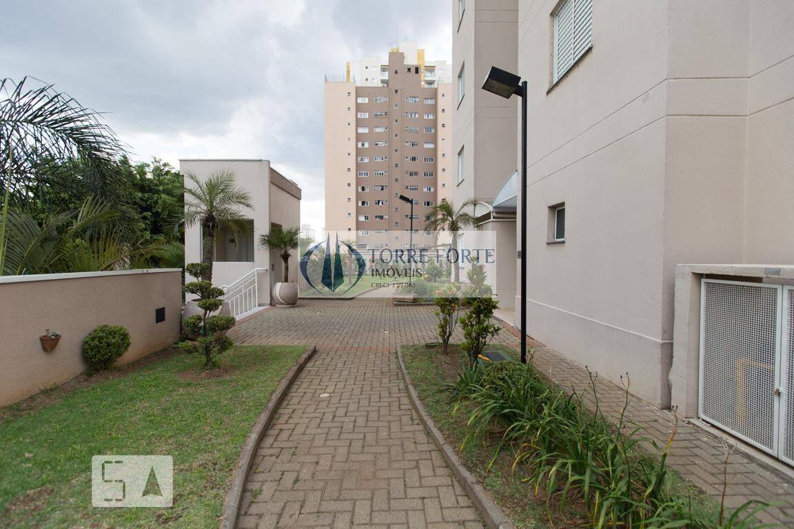 Apartamento à venda com 2 quartos, 67m² - Foto 35