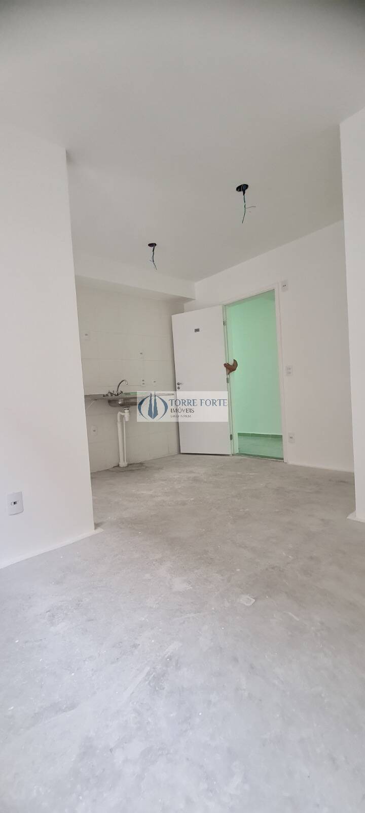 Apartamento à venda com 2 quartos, 35m² - Foto 22