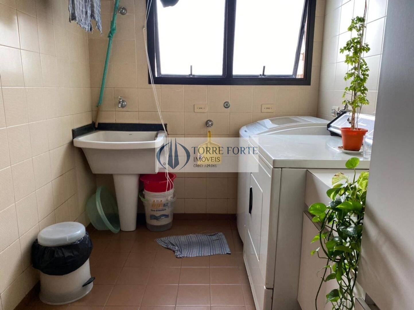 Apartamento à venda com 2 quartos, 228m² - Foto 20