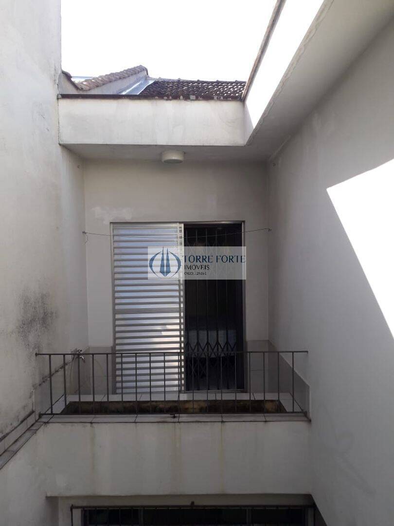 Sobrado à venda com 2 quartos, 150m² - Foto 8