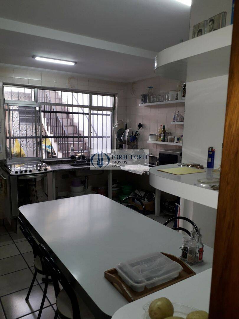 Sobrado à venda com 2 quartos, 150m² - Foto 21