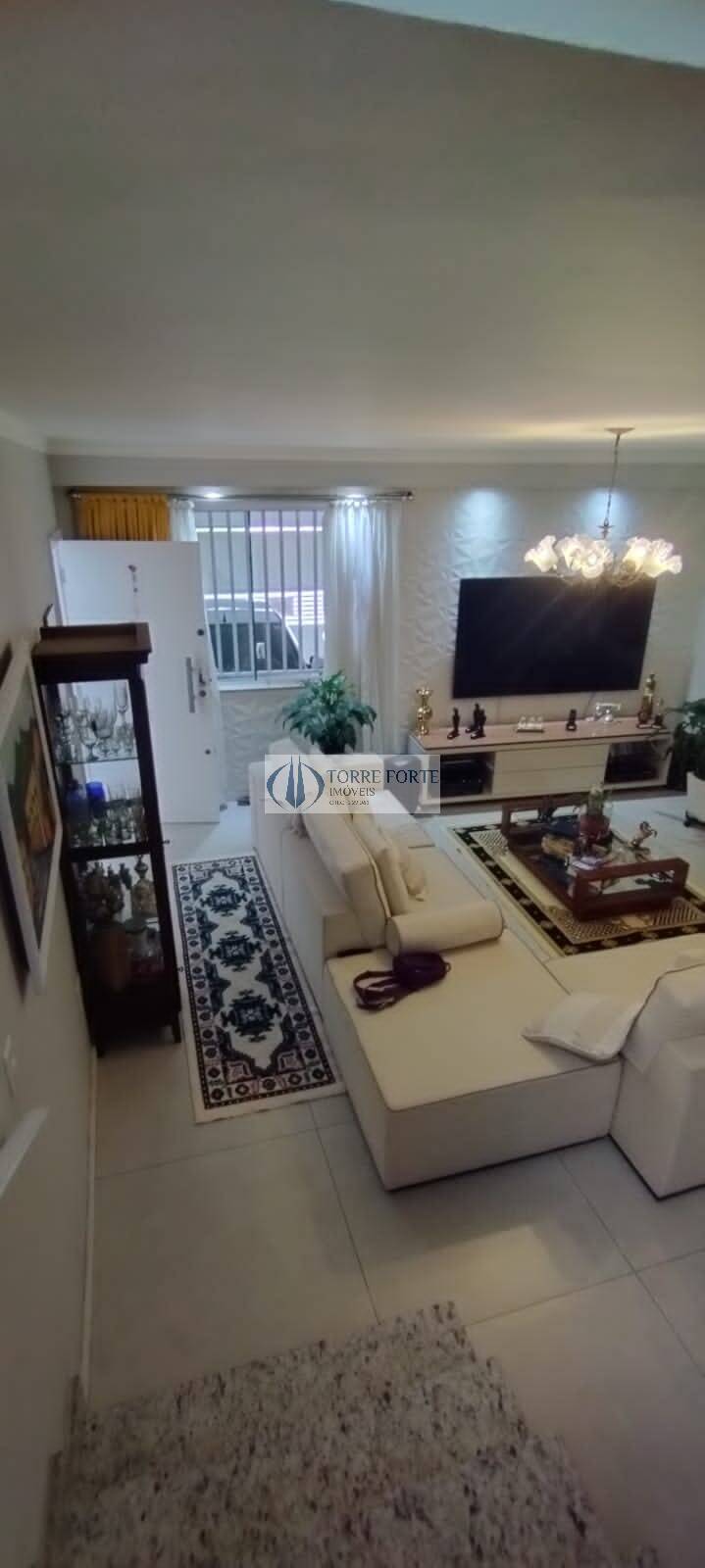 Casa à venda com 3 quartos, 151m² - Foto 3