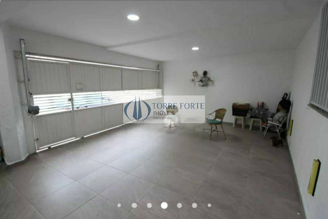 Casa à venda com 3 quartos, 151m² - Foto 8