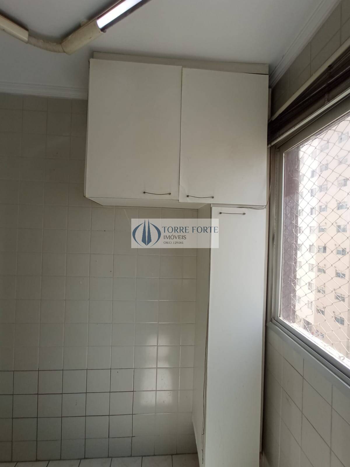 Apartamento à venda com 2 quartos, 65m² - Foto 10