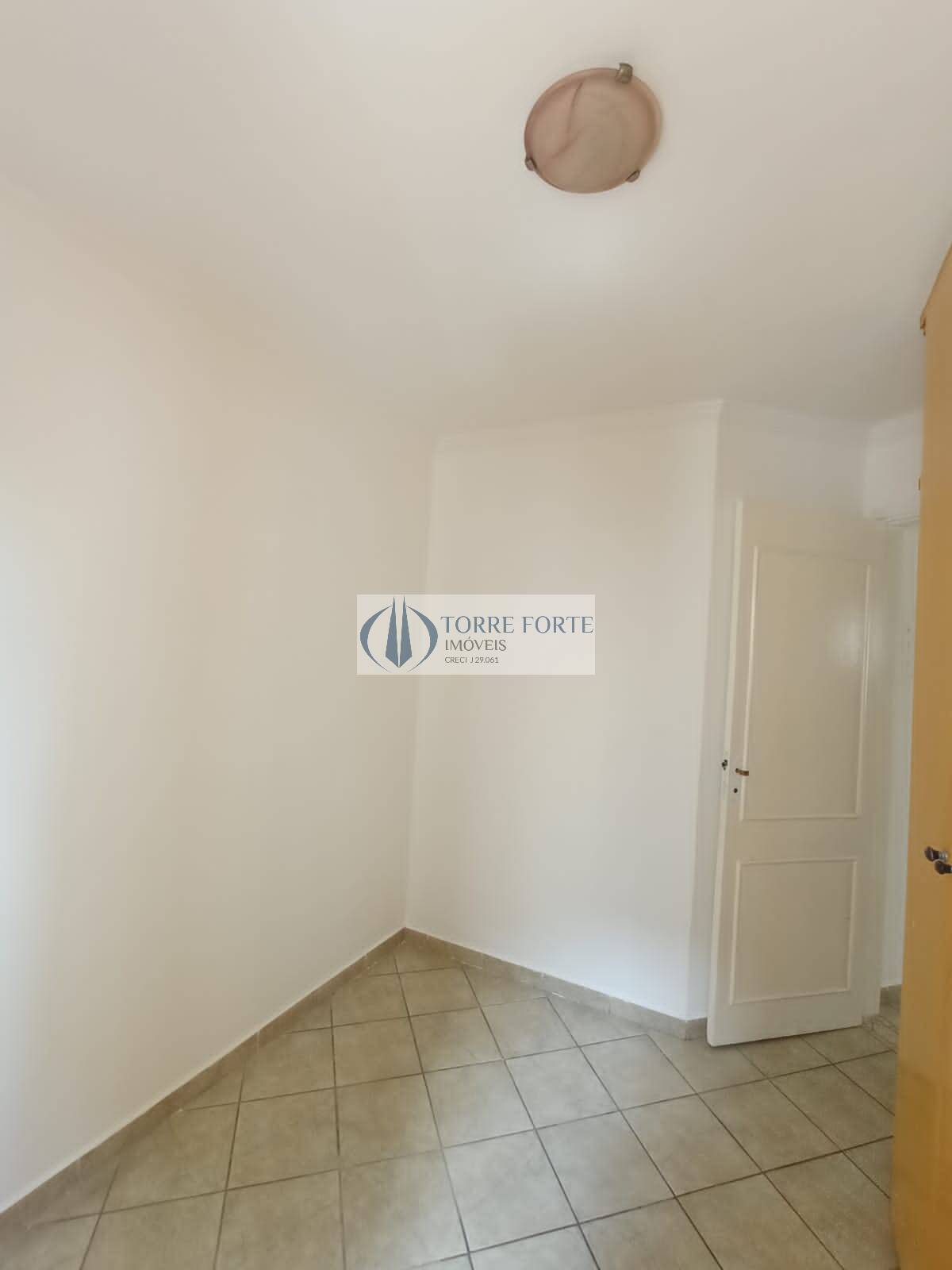 Apartamento à venda com 2 quartos, 65m² - Foto 18