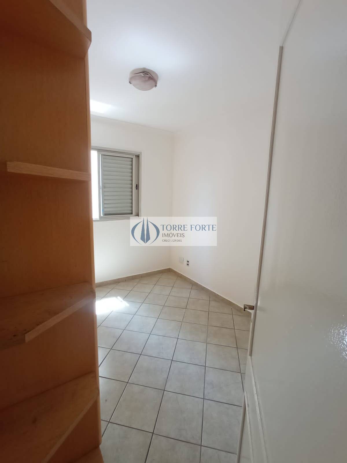 Apartamento à venda com 2 quartos, 65m² - Foto 24