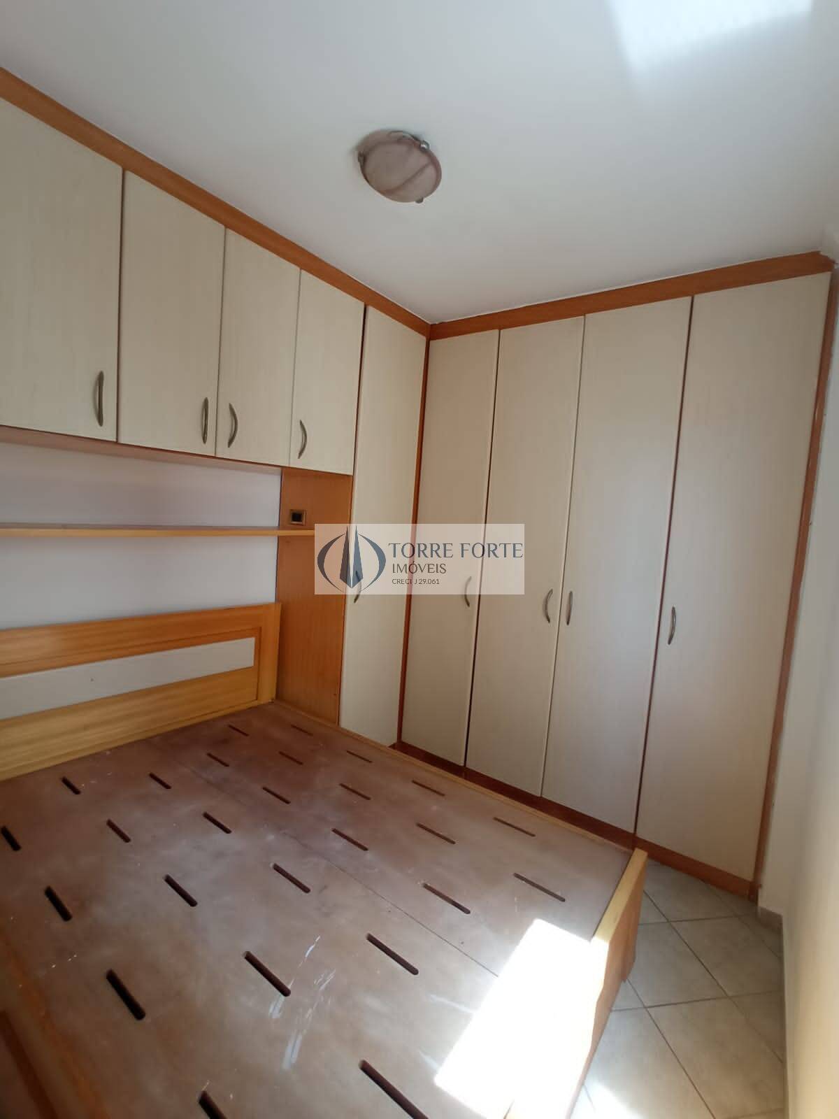 Apartamento à venda com 2 quartos, 65m² - Foto 25