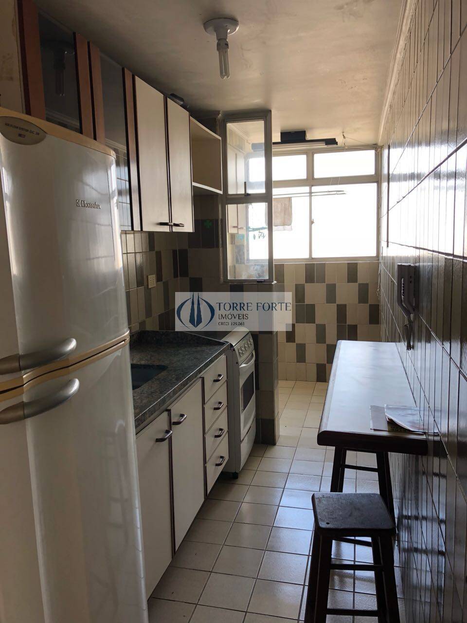 Apartamento à venda com 2 quartos, 61m² - Foto 5