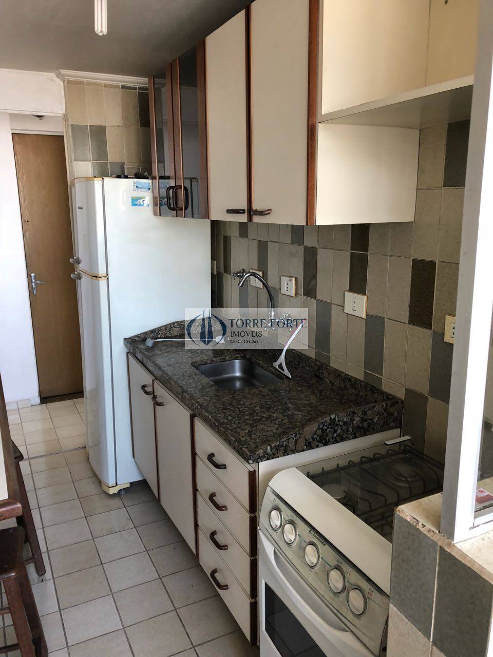 Apartamento à venda com 2 quartos, 61m² - Foto 8