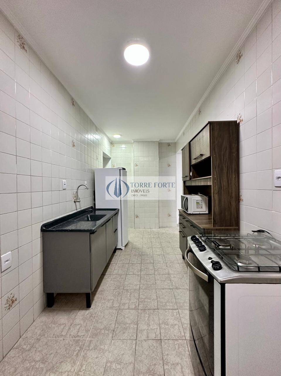 Apartamento à venda com 1 quarto, 50m² - Foto 3