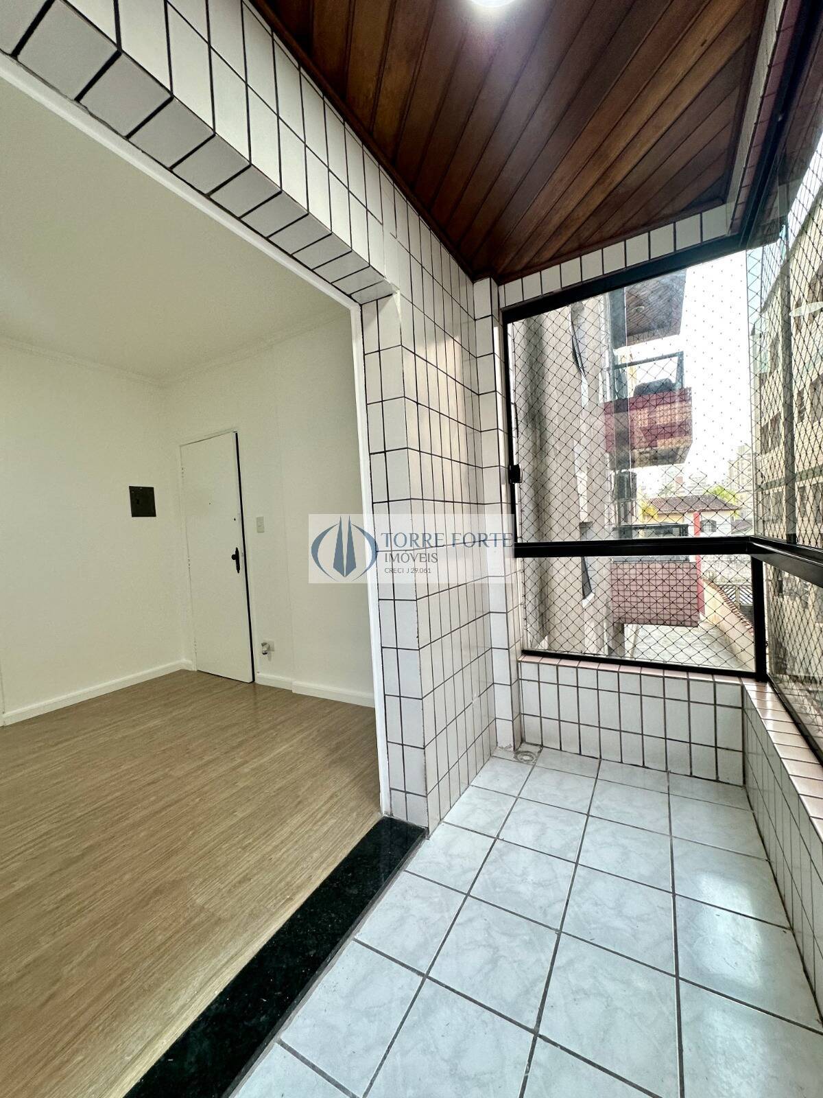 Apartamento à venda com 1 quarto, 55m² - Foto 3