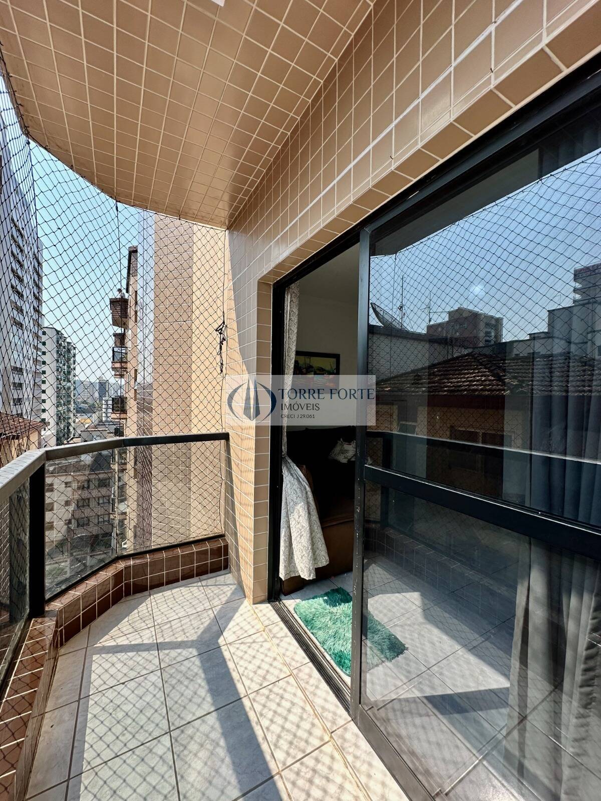 Apartamento à venda com 1 quarto, 60m² - Foto 11