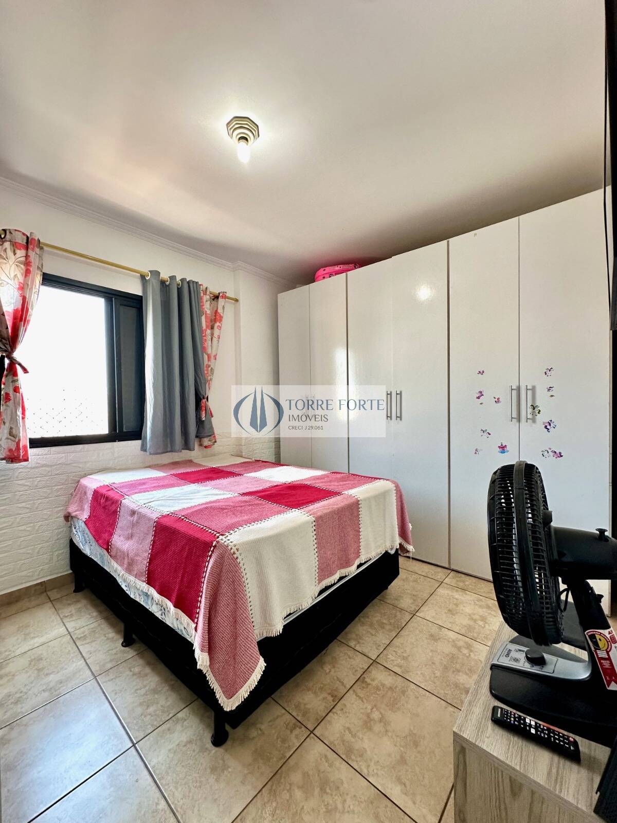 Apartamento à venda com 1 quarto, 60m² - Foto 12