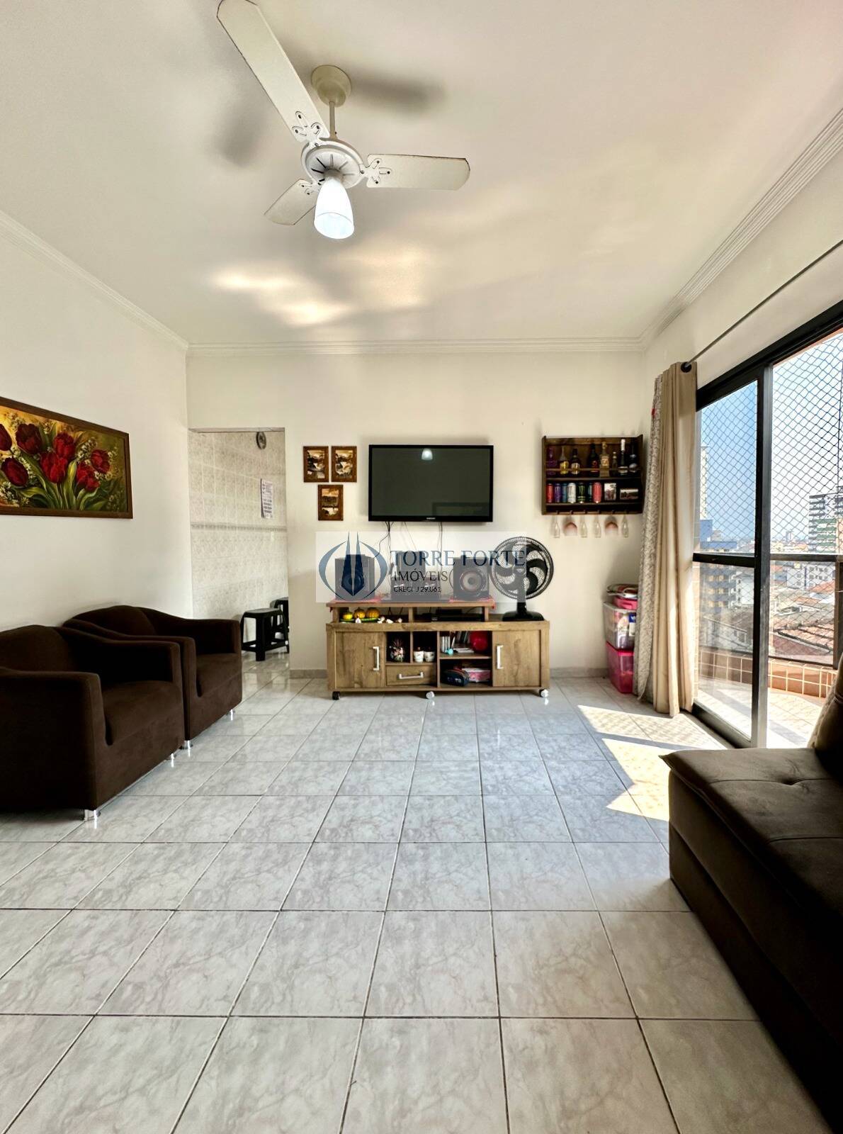 Apartamento à venda com 1 quarto, 60m² - Foto 1