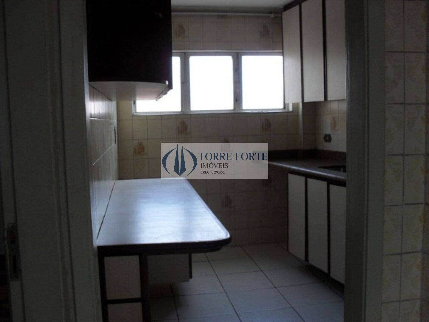 Apartamento à venda com 3 quartos, 98m² - Foto 13