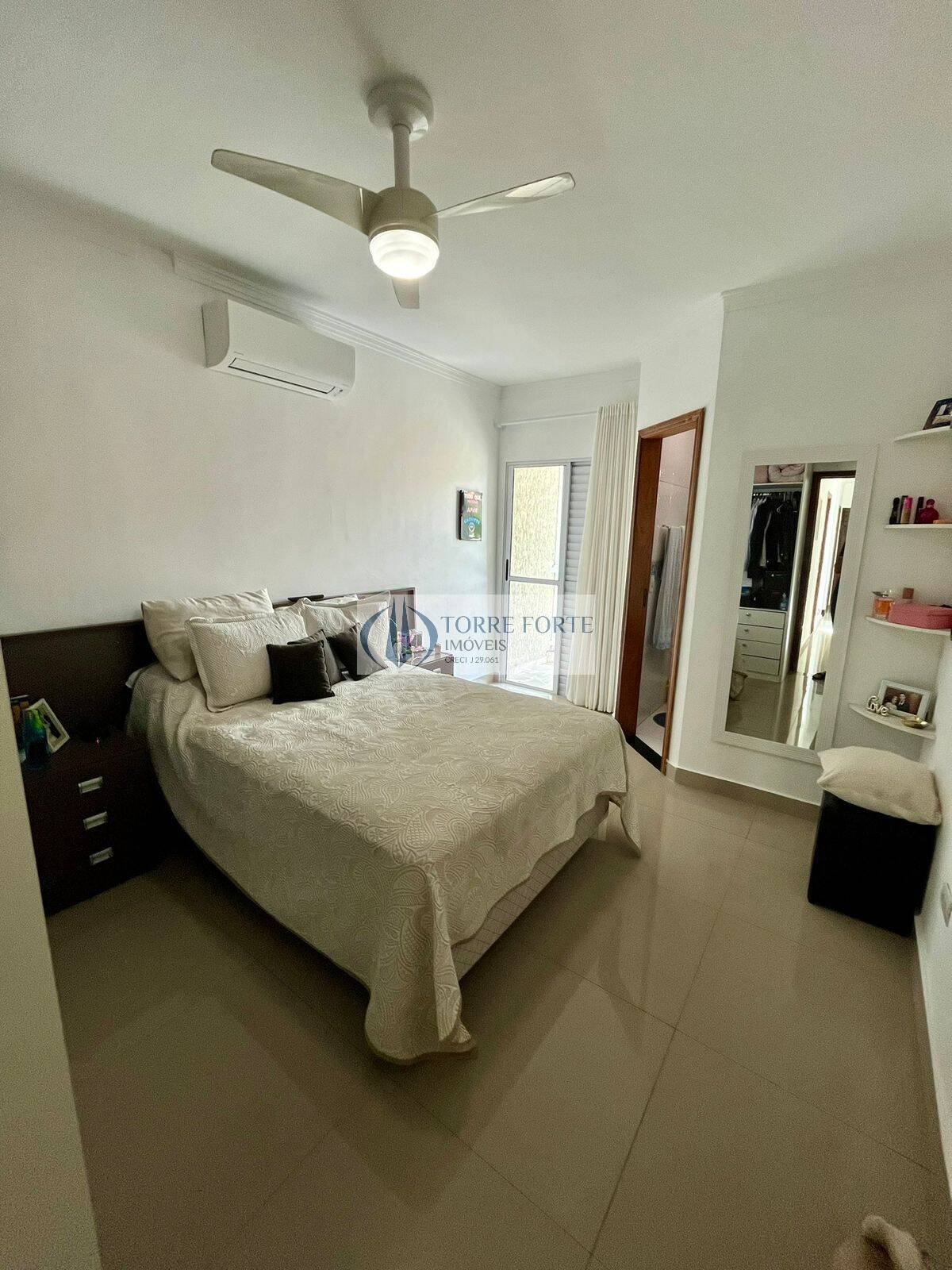 Casa à venda com 3 quartos, 130m² - Foto 6