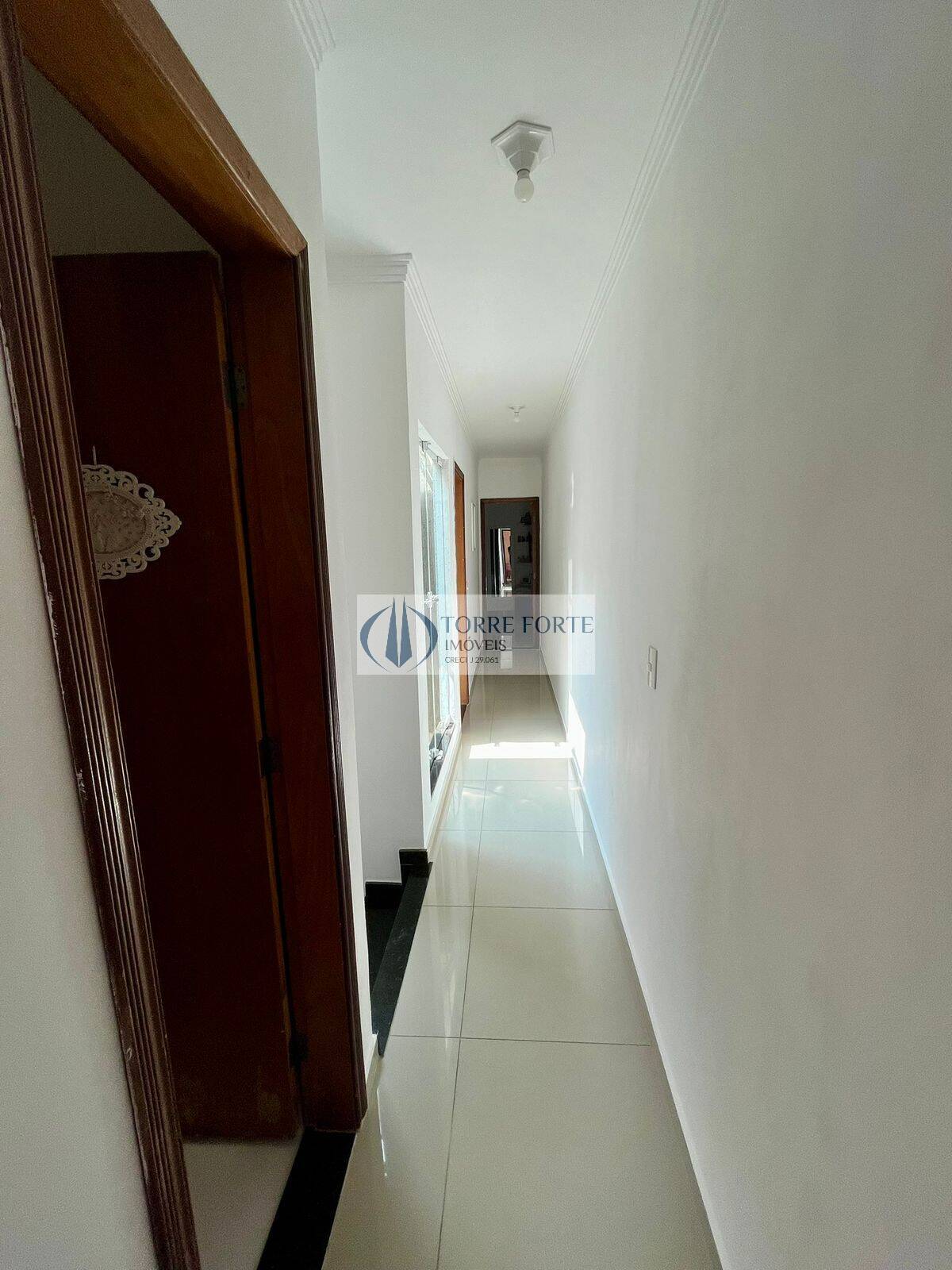 Casa à venda com 3 quartos, 130m² - Foto 11