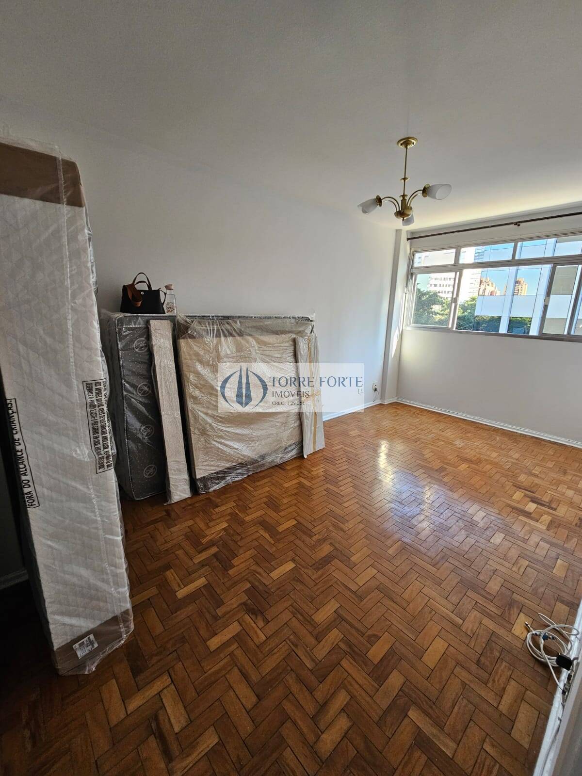 Apartamento à venda com 1 quarto, 42m² - Foto 3