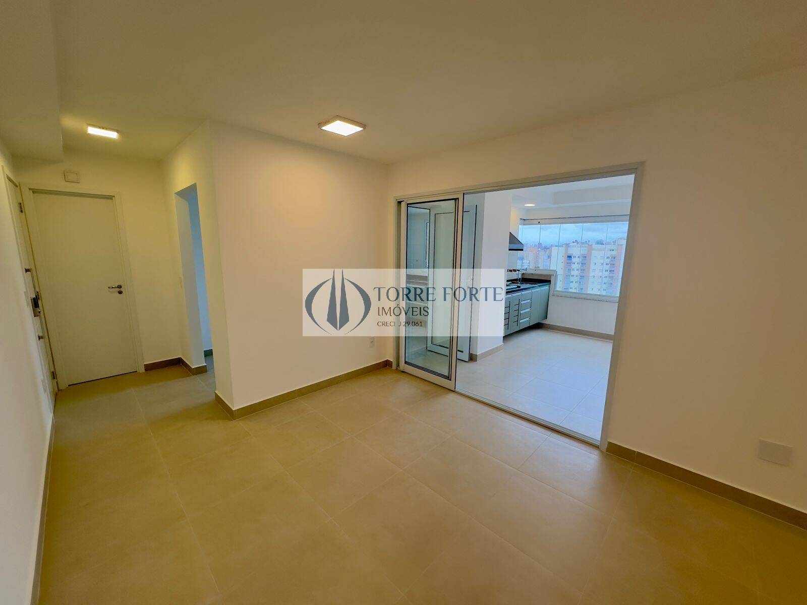 Apartamento à venda e aluguel com 2 quartos, 84m² - Foto 1