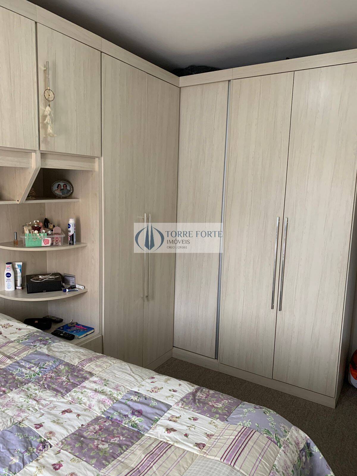 Apartamento à venda com 2 quartos, 66m² - Foto 13