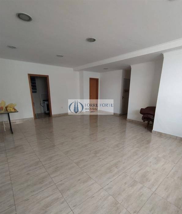 Apartamento à venda com 3 quartos, 85m² - Foto 2