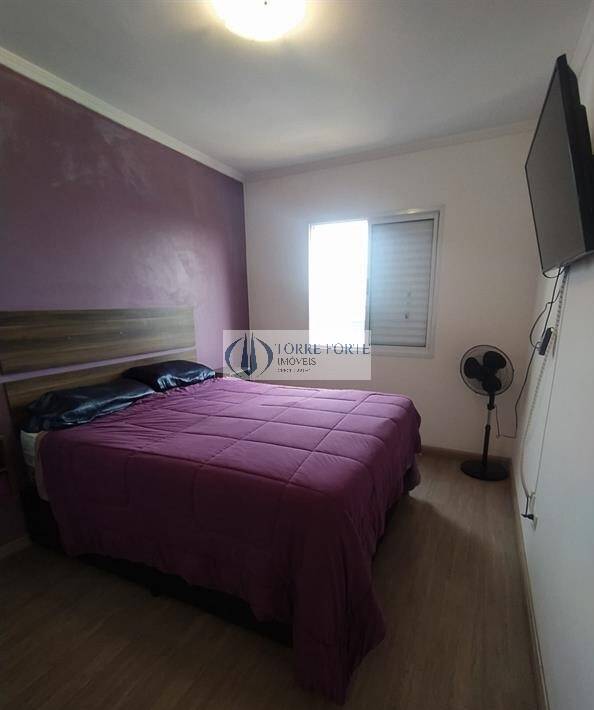 Apartamento à venda com 3 quartos, 85m² - Foto 11