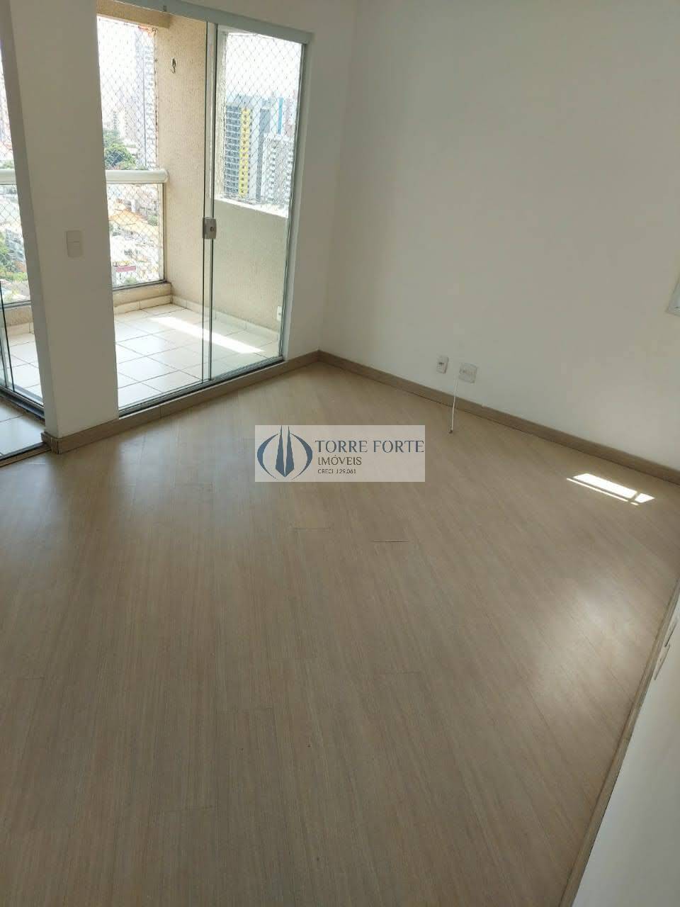 Apartamento à venda com 3 quartos, 60m² - Foto 4