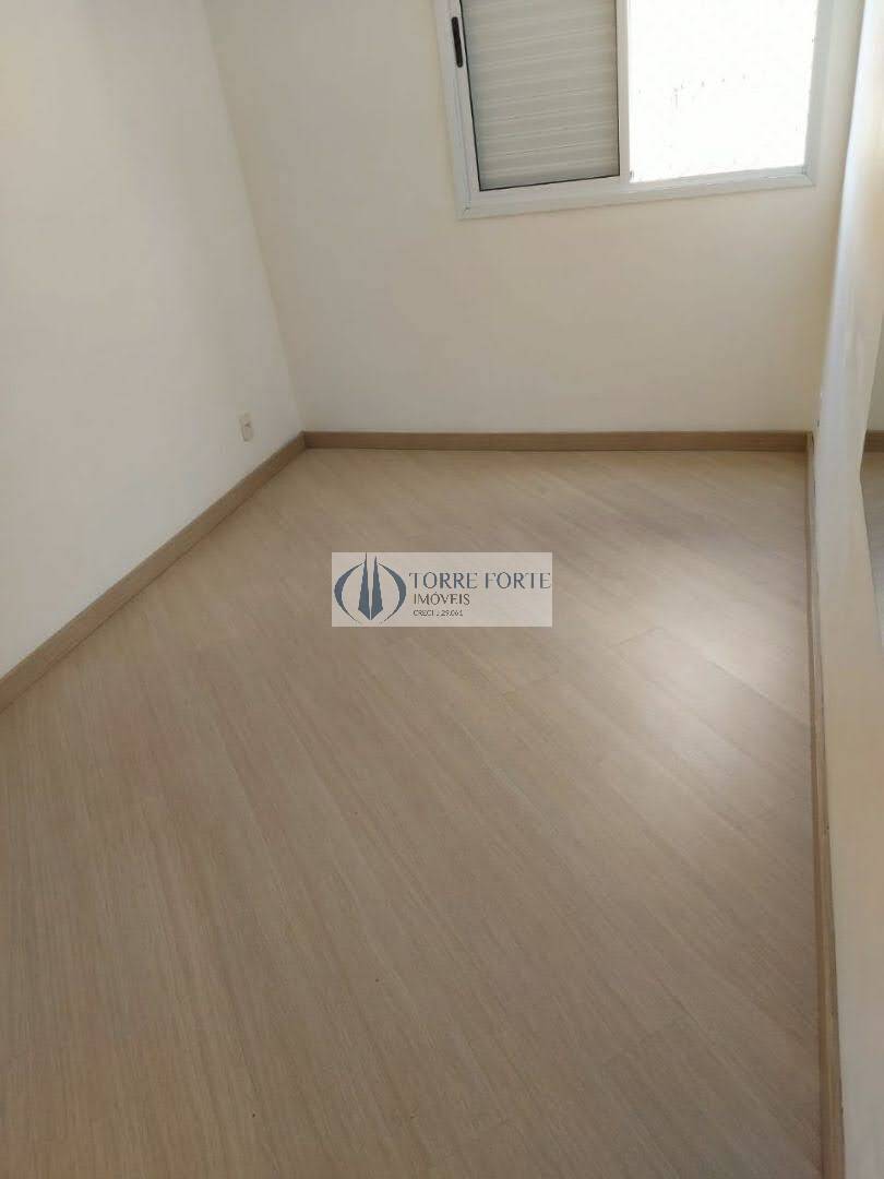 Apartamento à venda com 3 quartos, 60m² - Foto 2