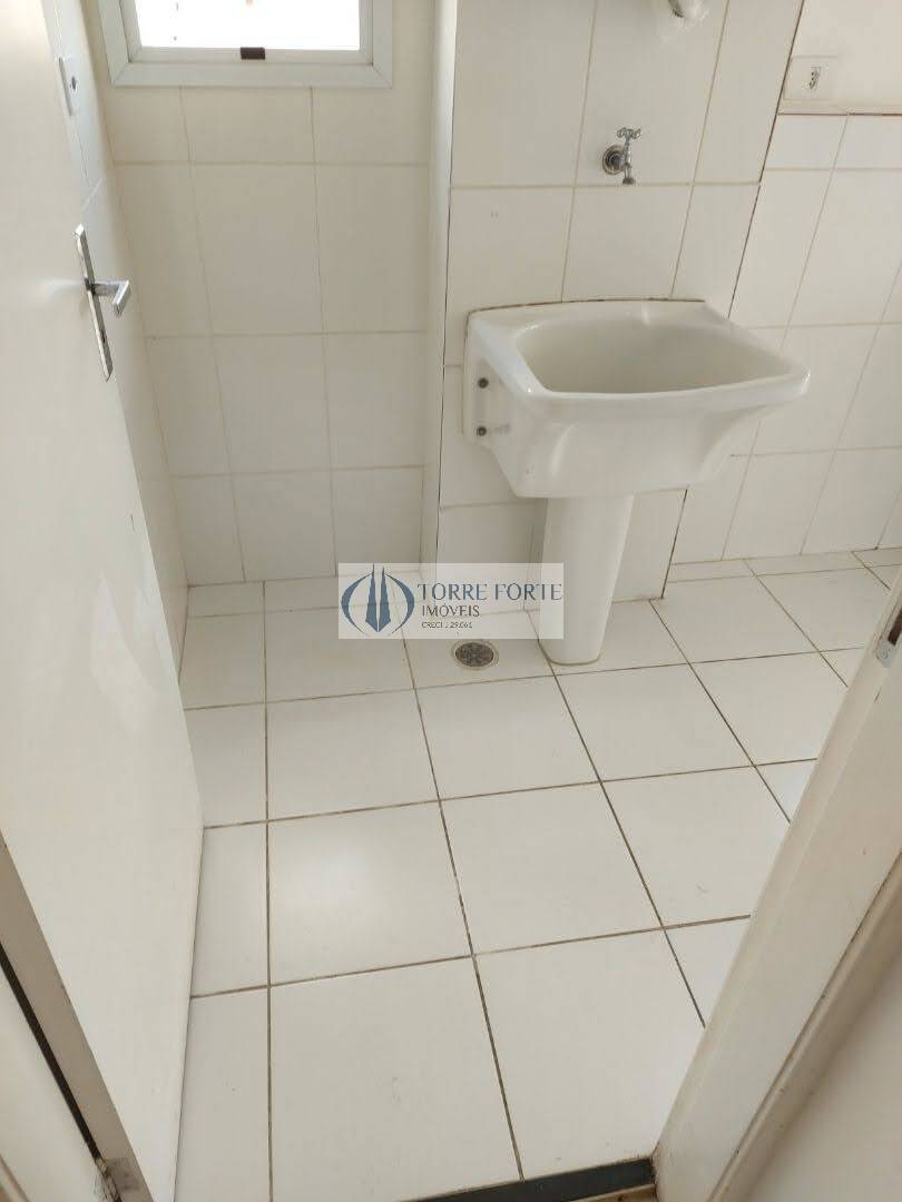 Apartamento à venda com 3 quartos, 60m² - Foto 6