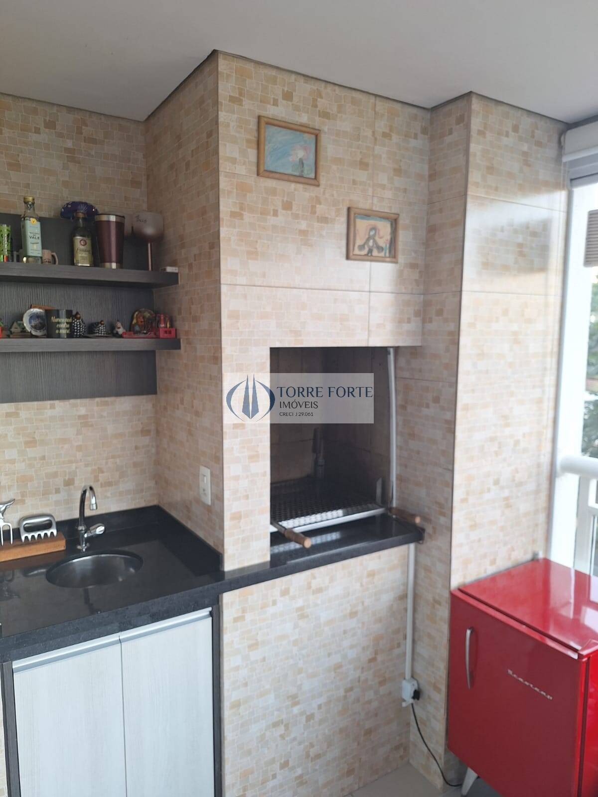 Apartamento à venda com 3 quartos, 96m² - Foto 1