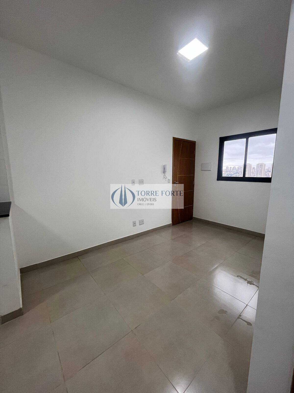 Apartamento à venda com 2 quartos, 43m² - Foto 3