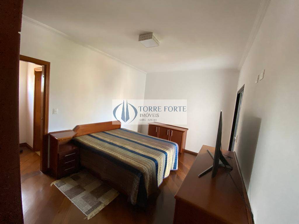 Apartamento à venda com 4 quartos, 185m² - Foto 19