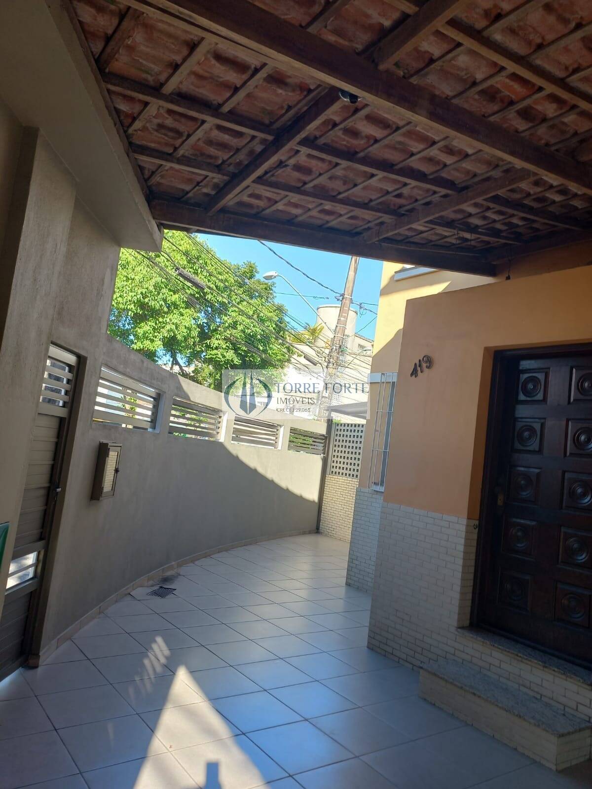 Sobrado, 3 quartos, 180 m² - Foto 1