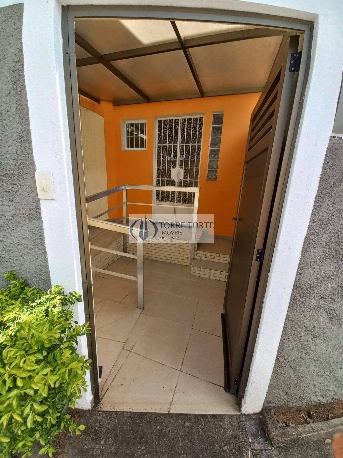 Sobrado à venda com 3 quartos, 180m² - Foto 5