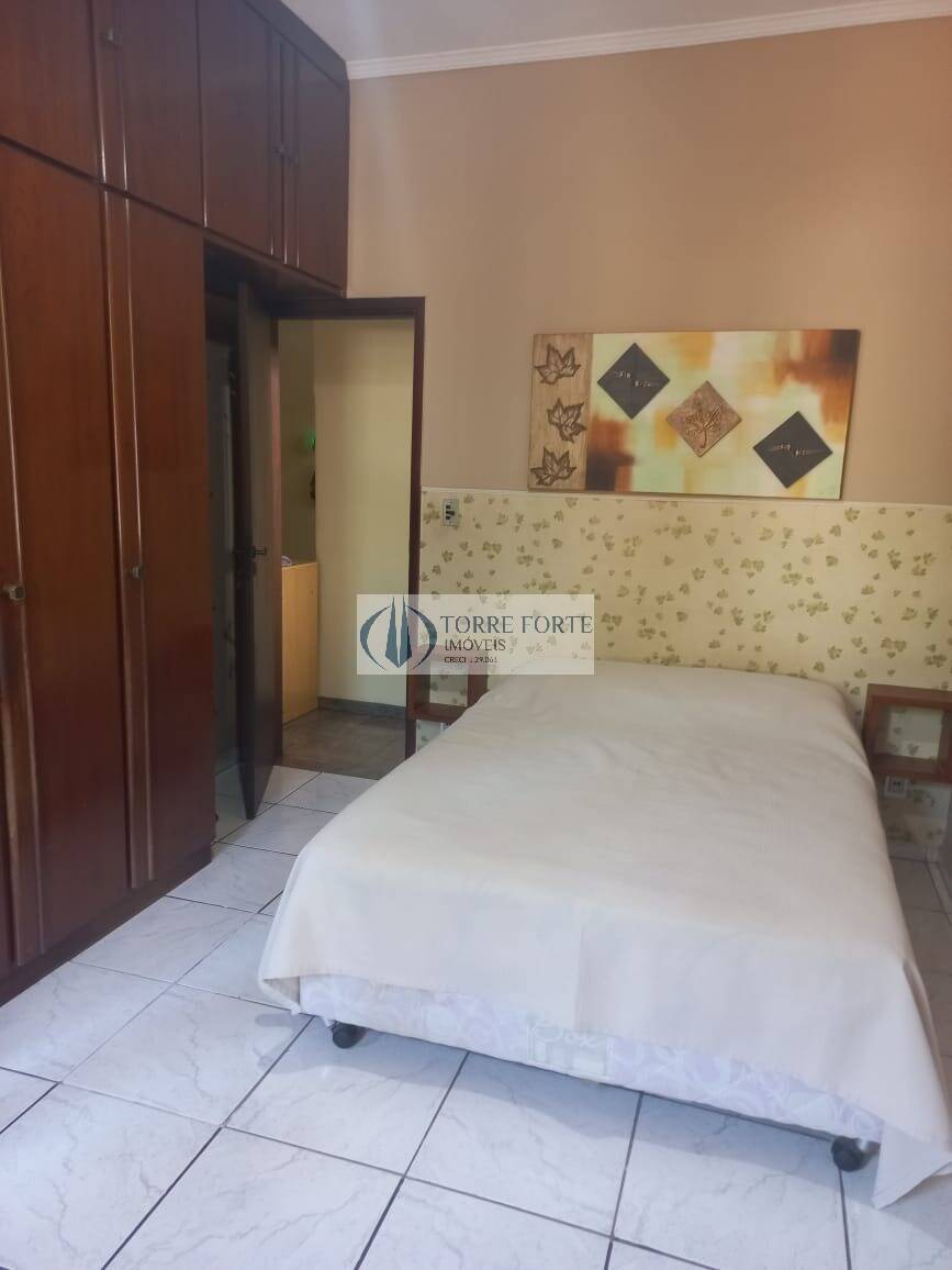 Sobrado à venda com 3 quartos, 180m² - Foto 19