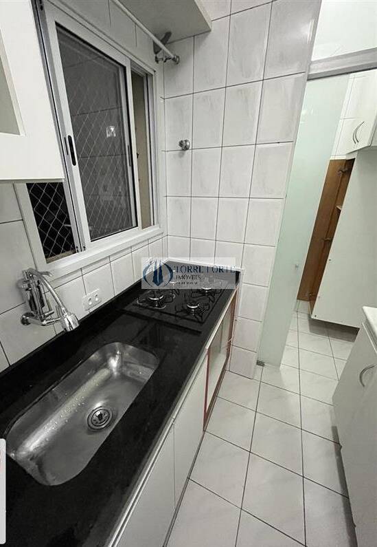 Apartamento à venda com 2 quartos, 70m² - Foto 5