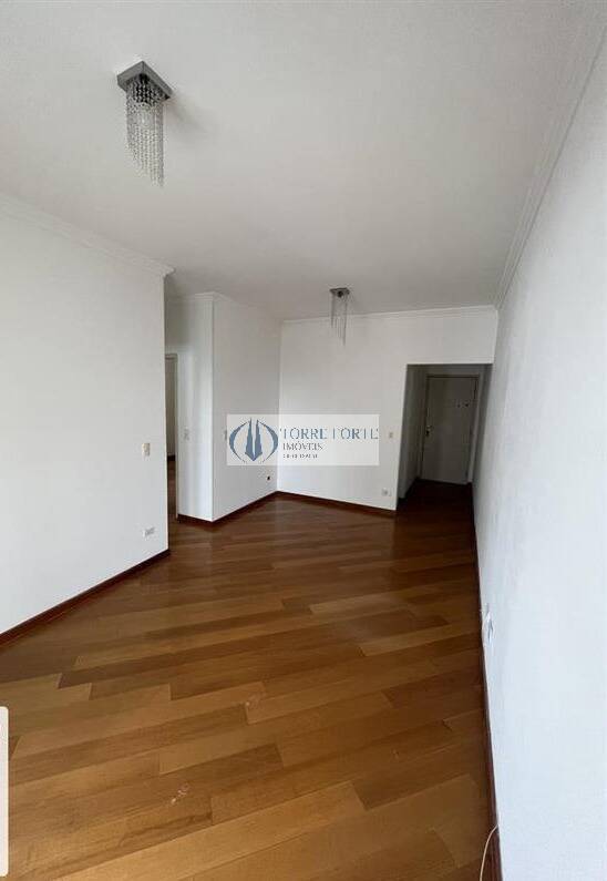 Apartamento à venda com 2 quartos, 70m² - Foto 9