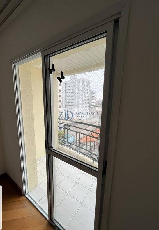 Apartamento à venda com 2 quartos, 70m² - Foto 12