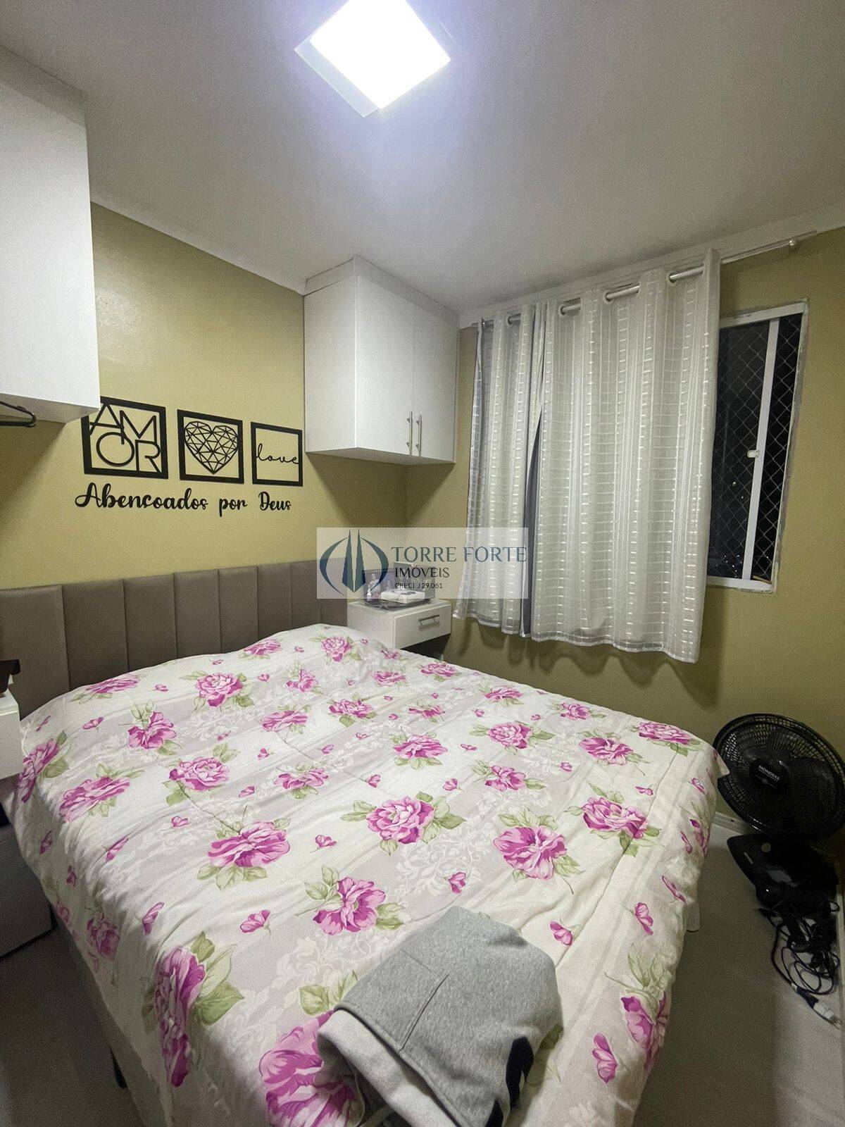 Apartamento à venda com 2 quartos, 42m² - Foto 7