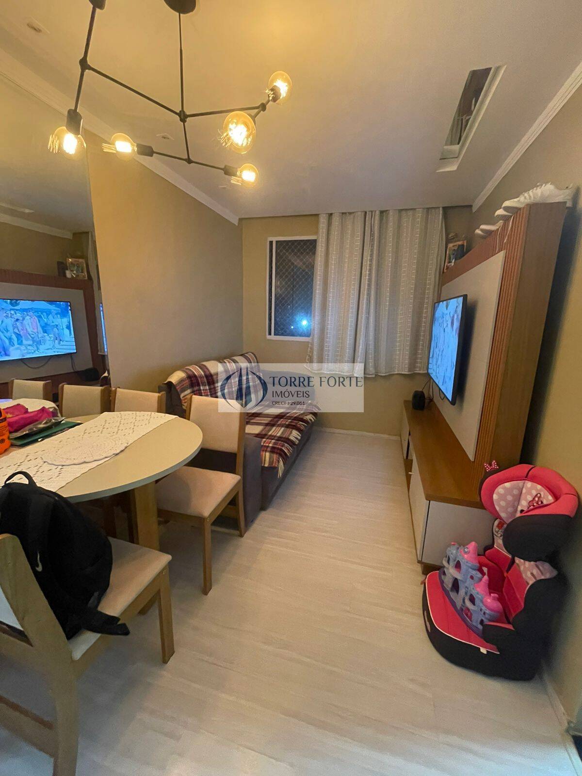 Apartamento à venda com 2 quartos, 42m² - Foto 3