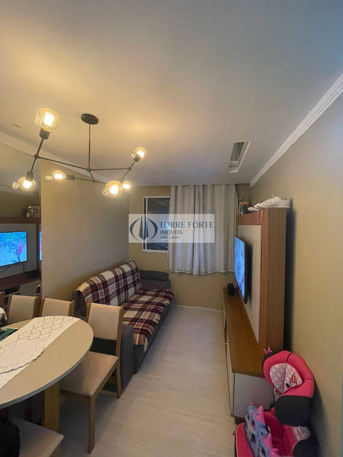 Apartamento à venda com 2 quartos, 42m² - Foto 4