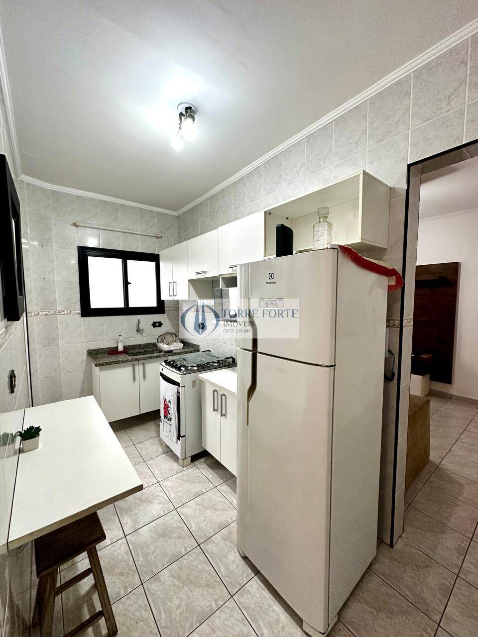 Apartamento à venda com 2 quartos, 60m² - Foto 5